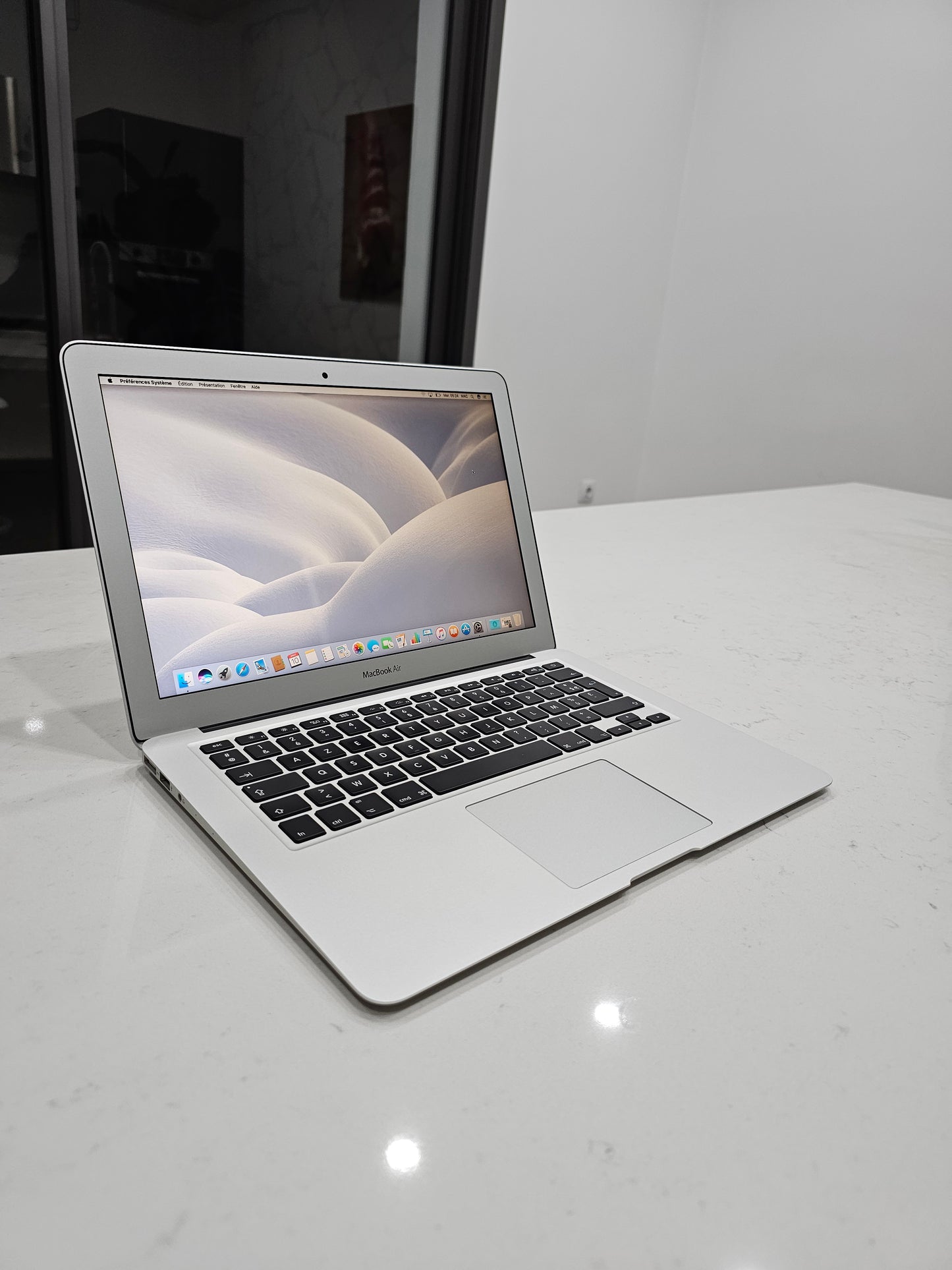 MacBook Air i5 2017 13-inch