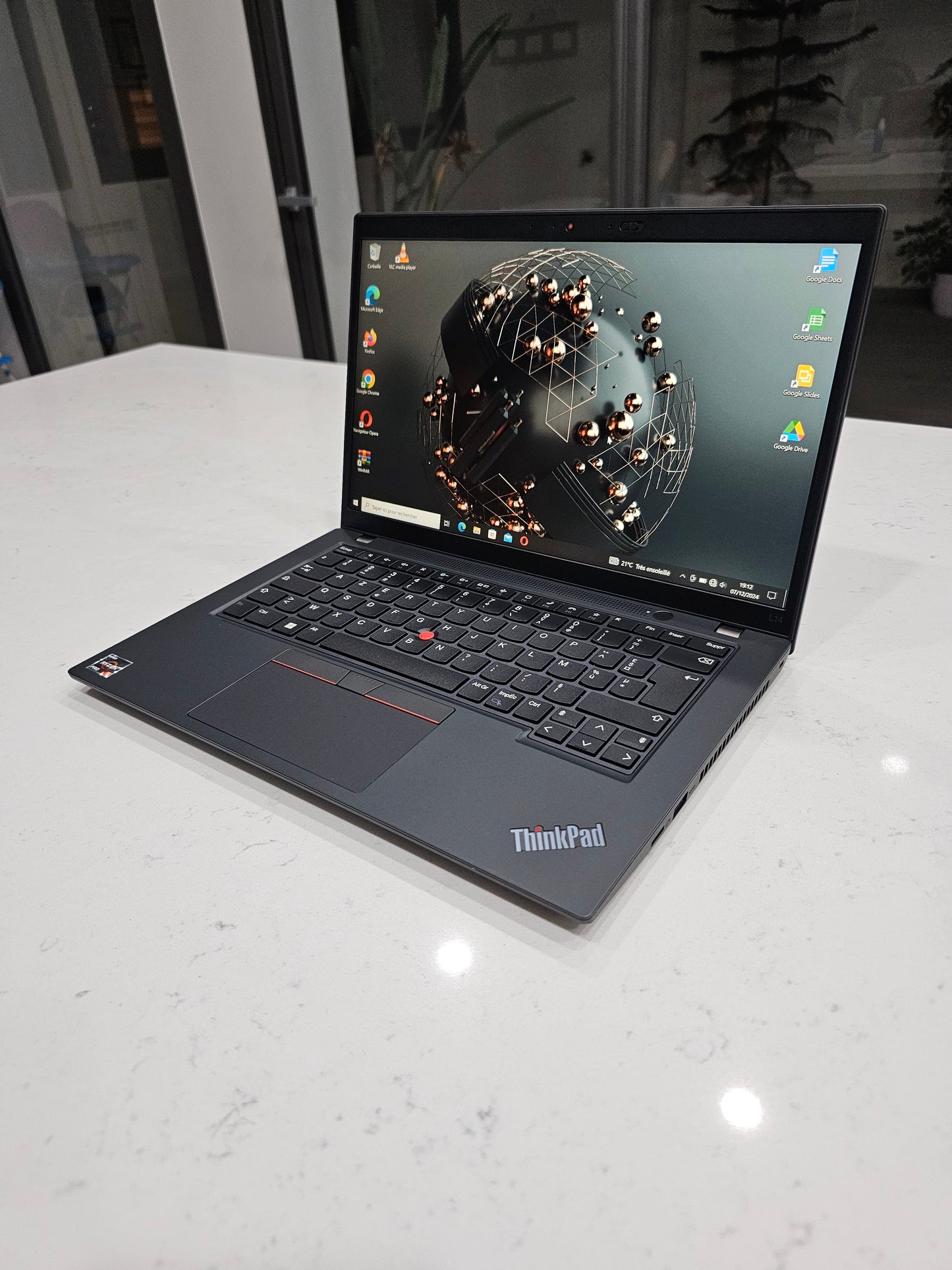 Lenovo thinkpad Ryzen 5 Pro series 7000