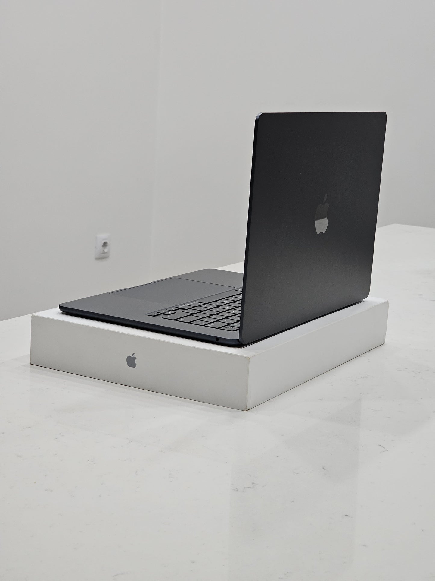 MacBook Air M2 15-inch 2023