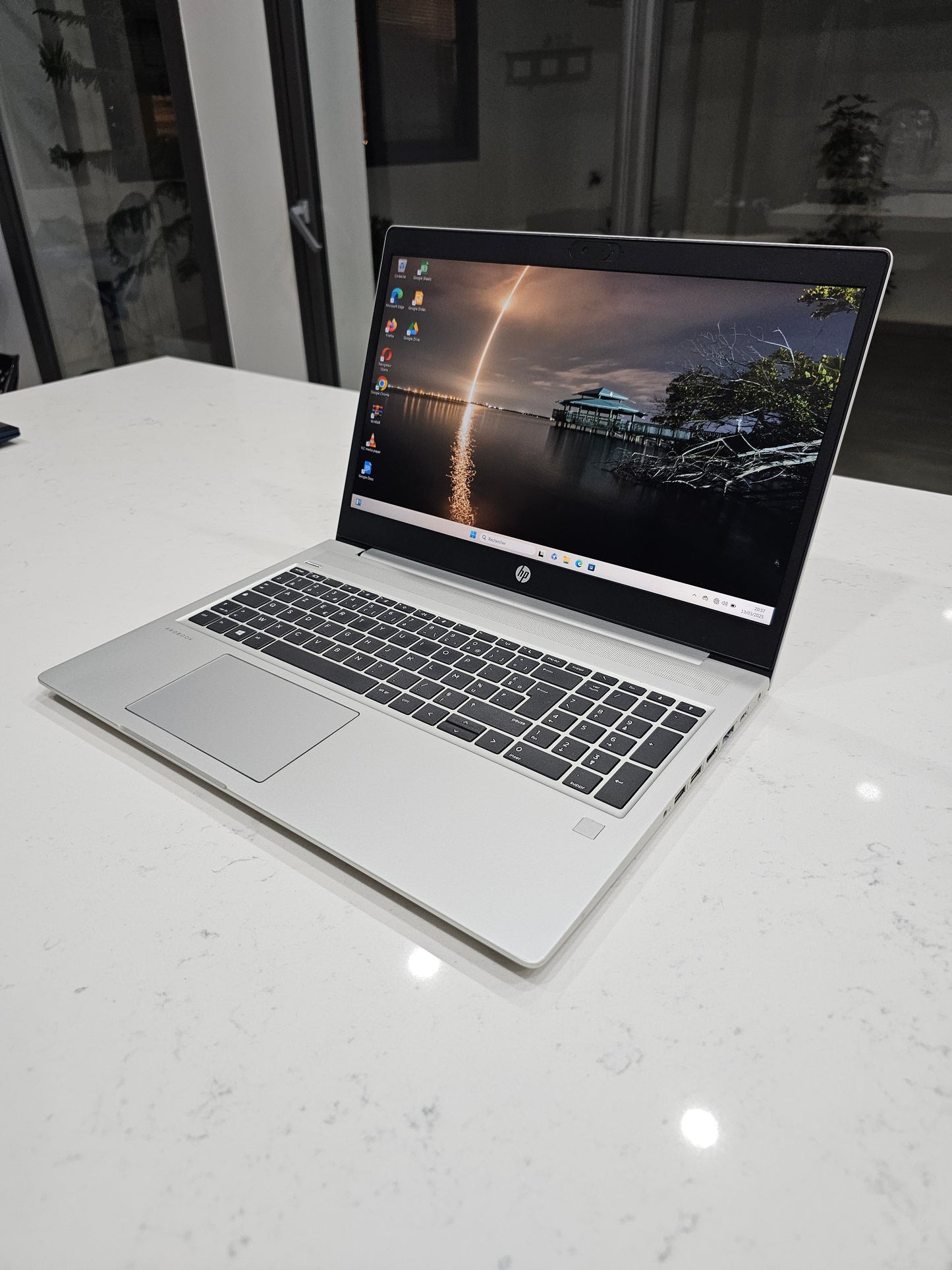 Hp ProBook G7 Ryzen 5 series 4000 -15.6p-