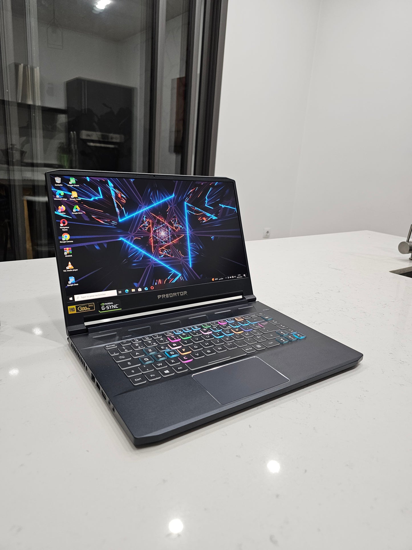 Acer Predator helios i7 10th 15.6"p