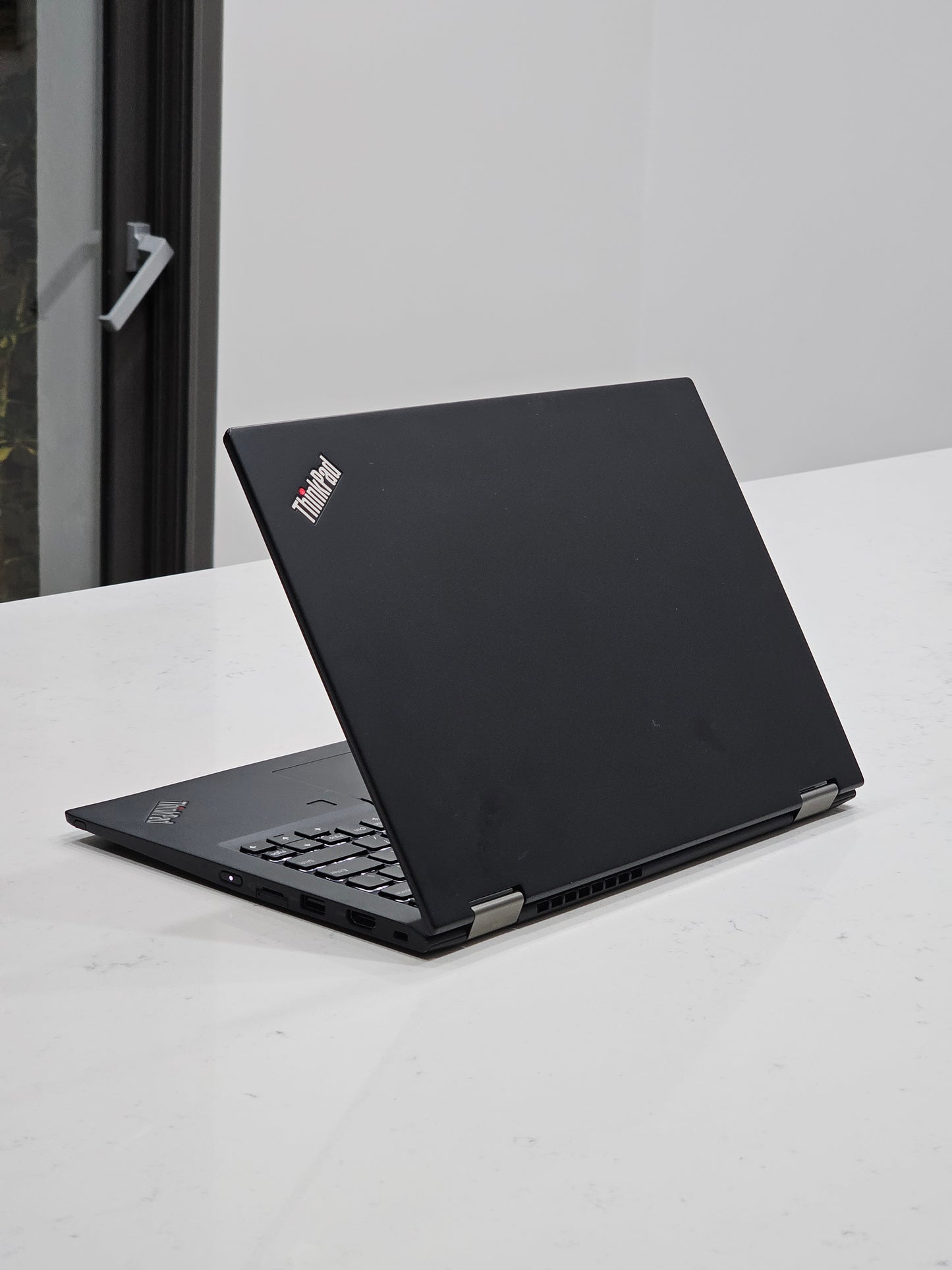 Lenovo Thinkpad x360 Yoga i5 8th vPRO Tactile