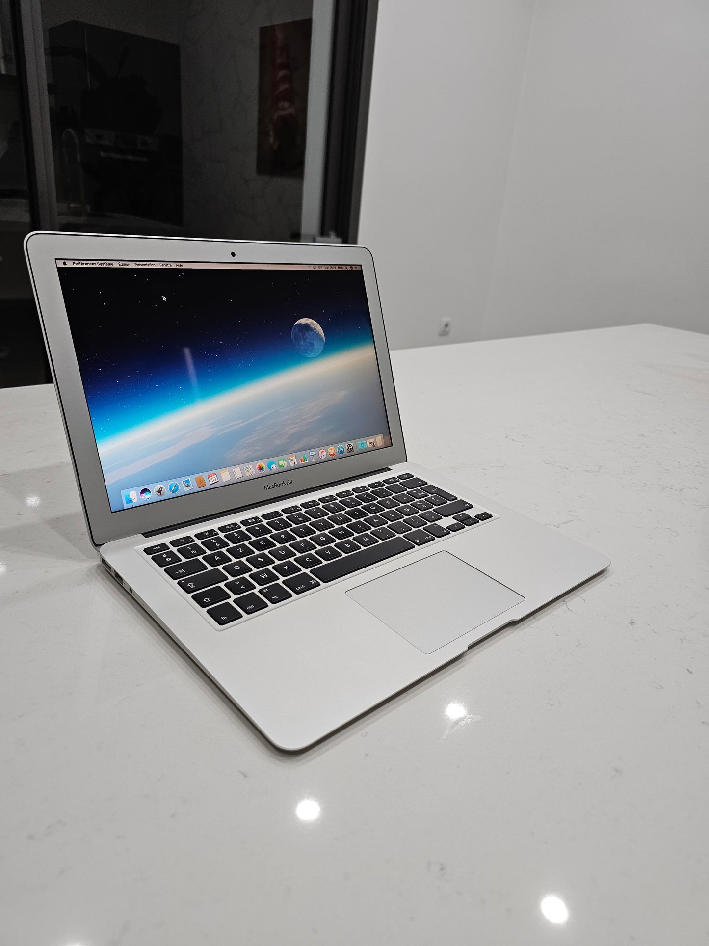 MacBook Air i5 2017 13-inch