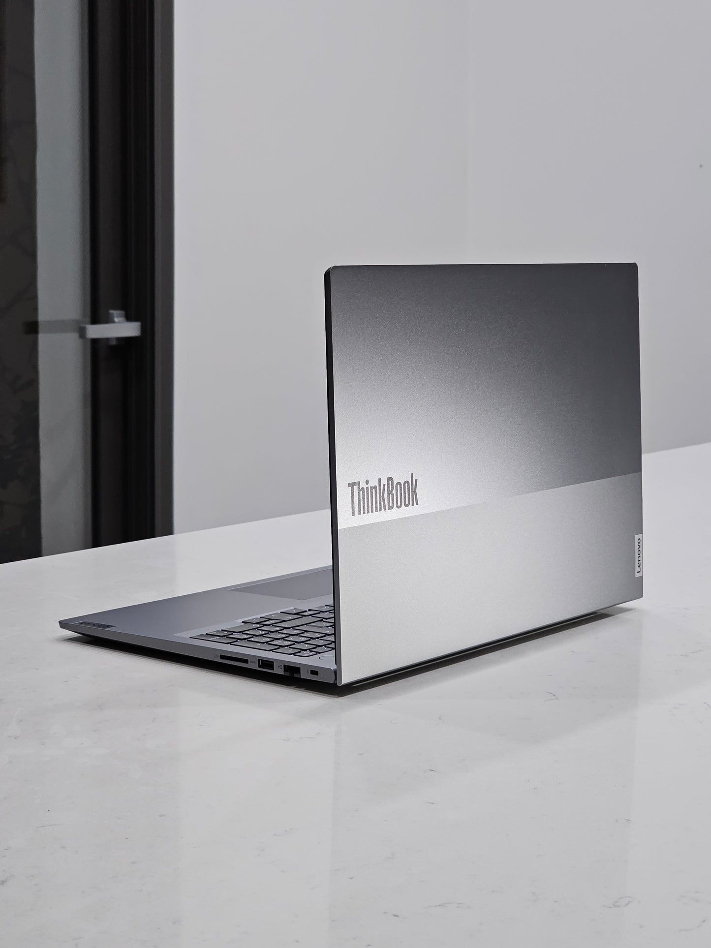 Lenovo Thinkbook i5 13th Gen 16"pouces