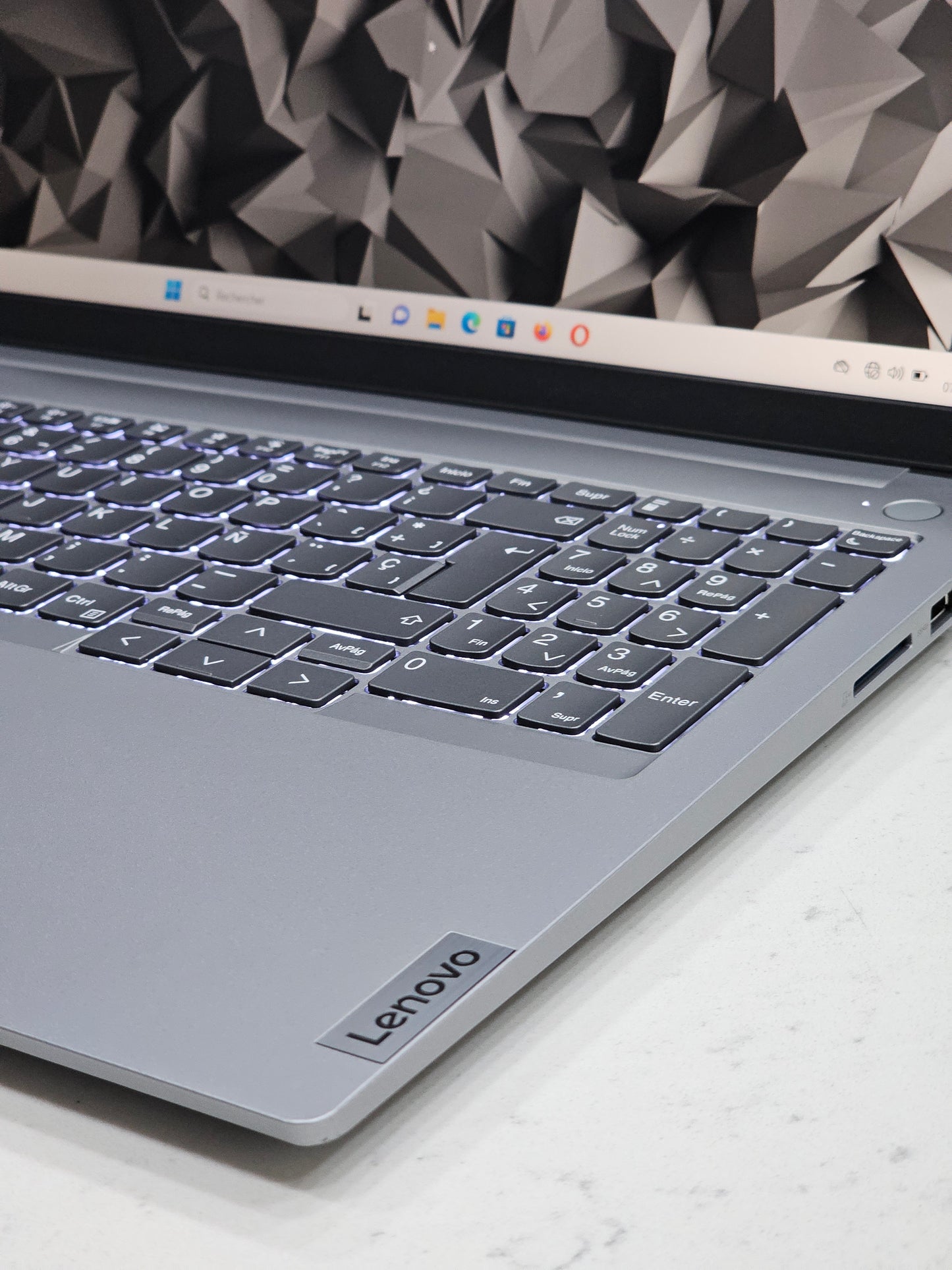 Lenovo Thinkbook i5 13th Gen 16"pouces
