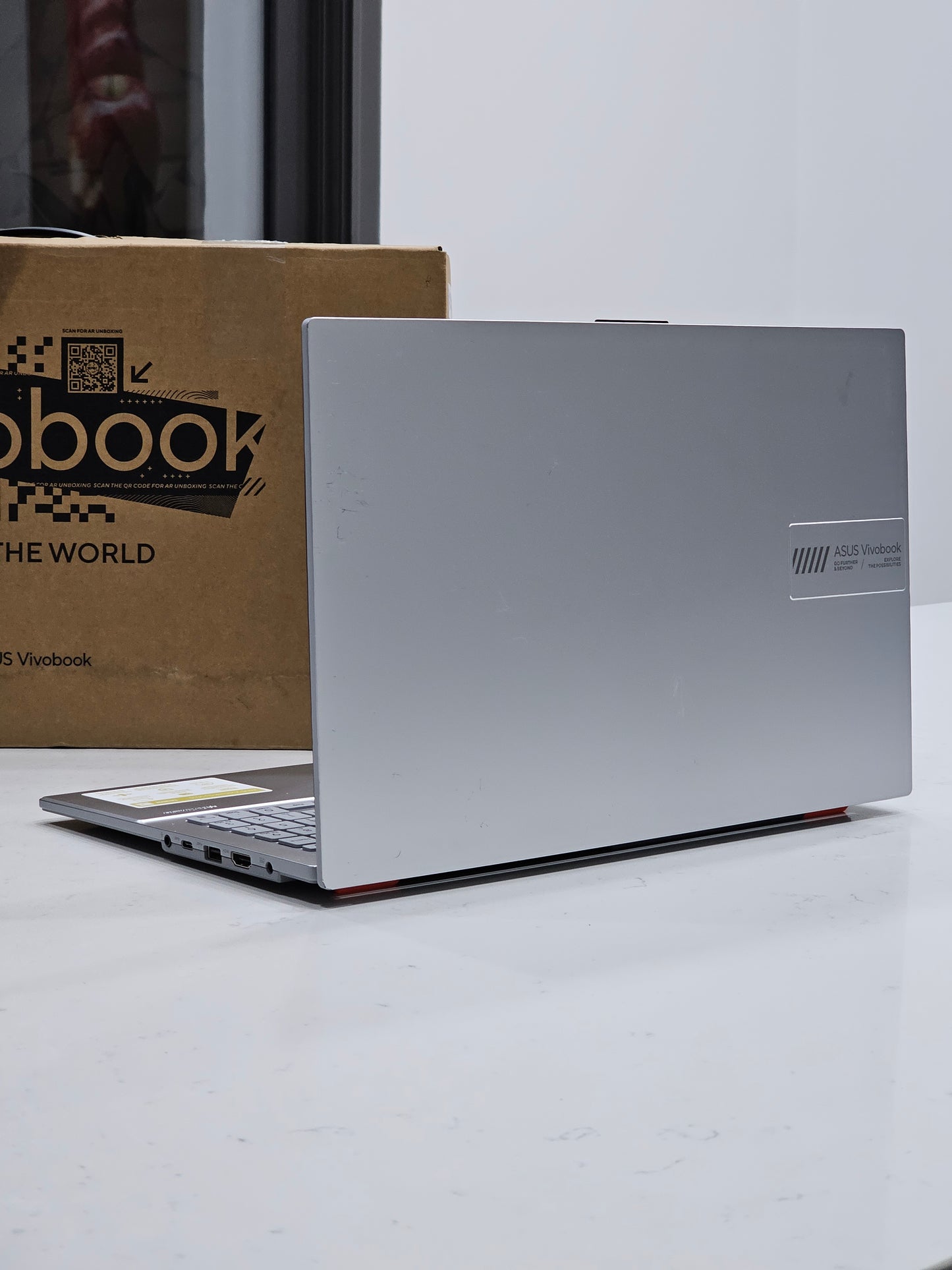 Asus vivobook OLED Ryzen 5 series 7000