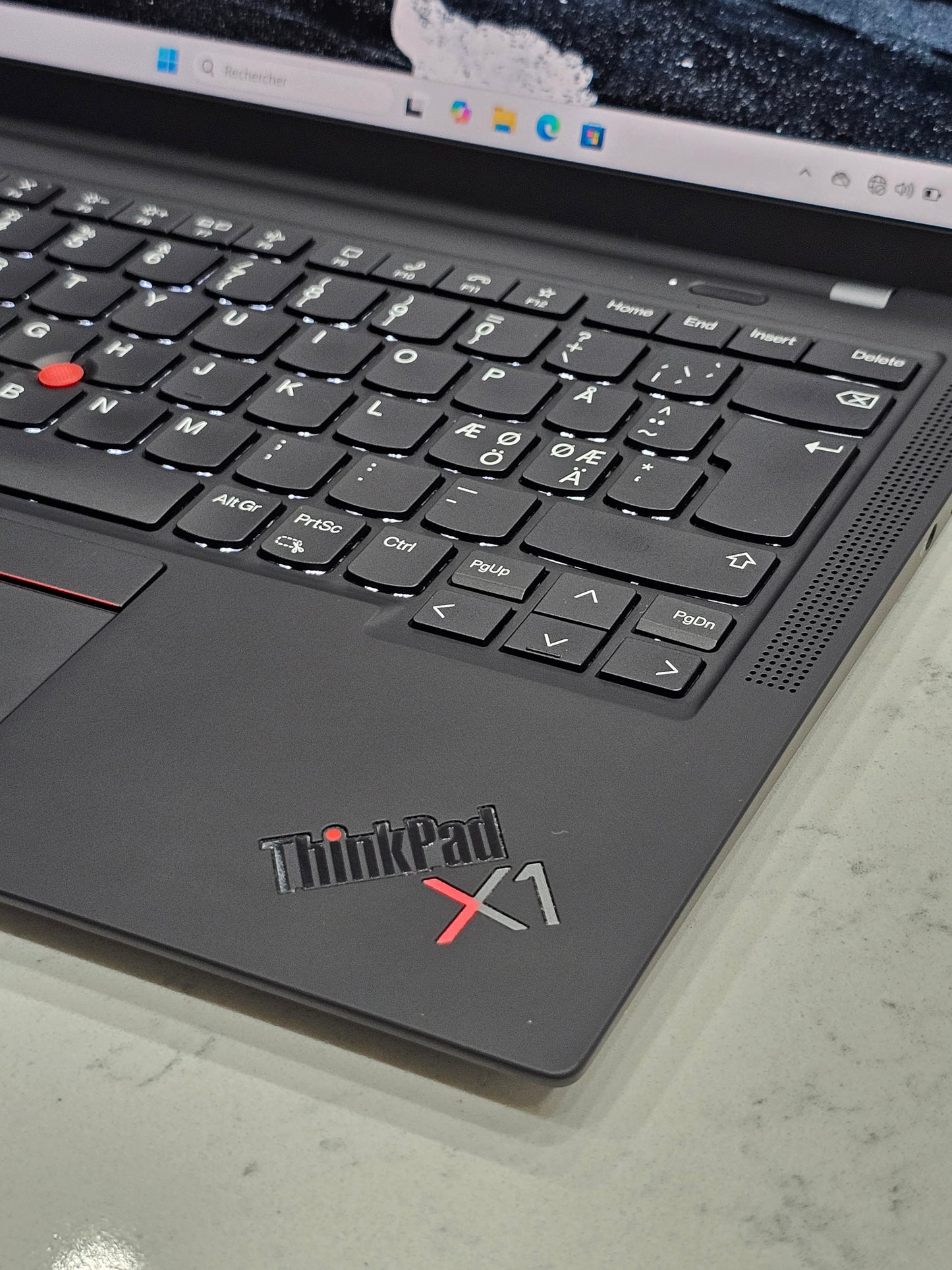 Lenovo thinkpad X1 Carbon i7 10th 14p
