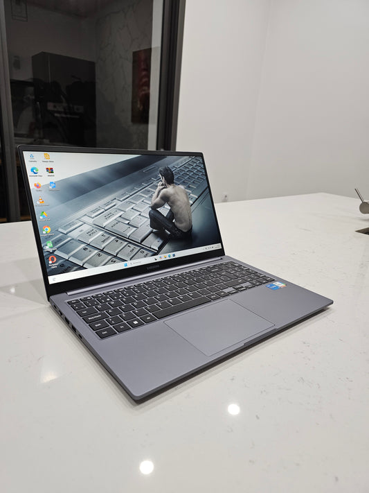 Samsung Galaxy Book i5 13th Gen 15.6"p
