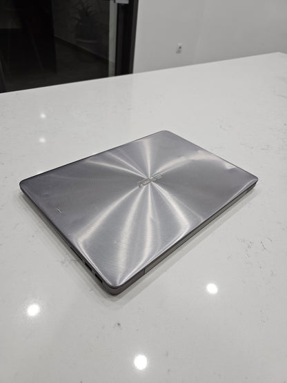 Asus Zenbook i7 8th Gen 14"pouces