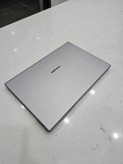 Medion i5 10th Gen 15.6"pouces