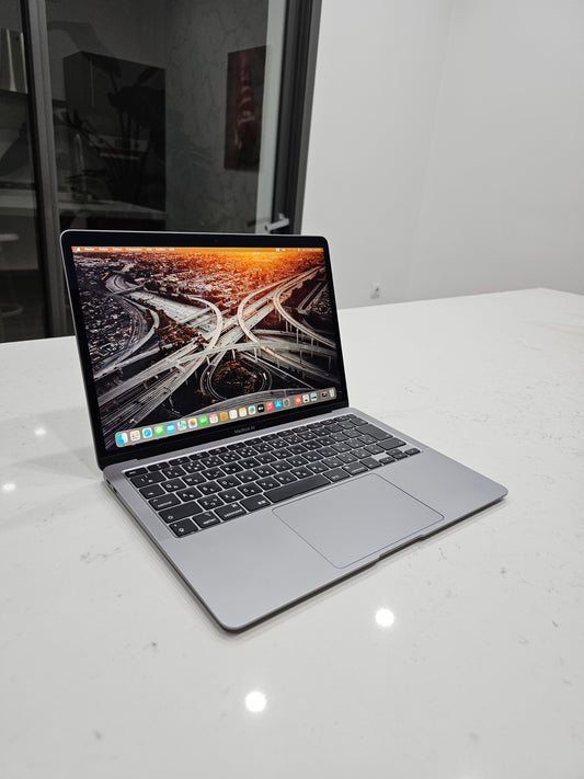 Macbook Air i5 2020 13inch