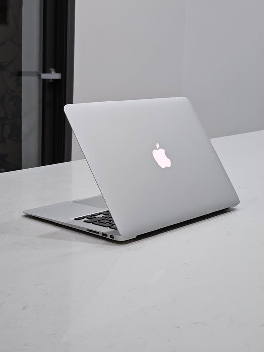 MacBook Air i5 2017 13-inch