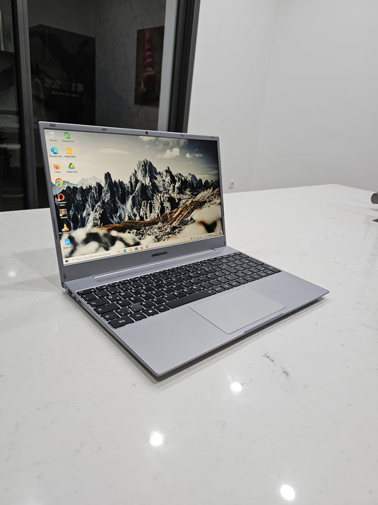 Medion i5 10th Gen 15.6"pouces