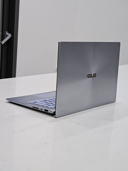 Asus zenbook Ryzen 5 series 3000